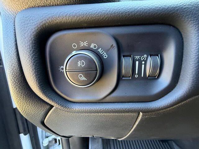 2026 Ram 3500 Laramie Crew Cab 4x4 8' Box