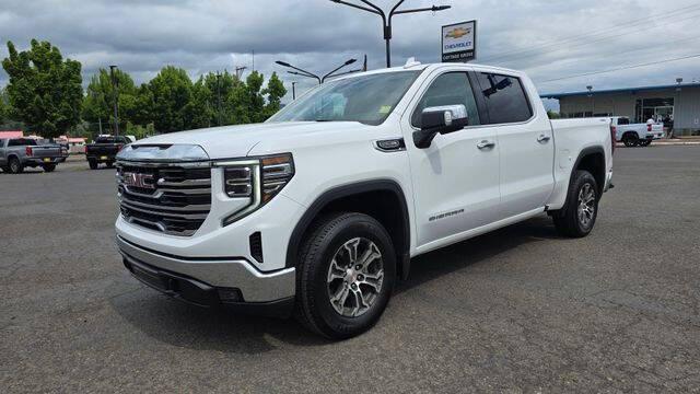 2025 GMC Sierra 1500 4WD Crew Cab Short Box SLT for sale in Cottage Grove, OR