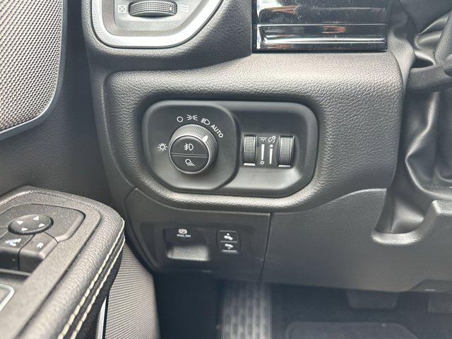 2025 Ram 1500 Laramie Crew Cab 4x4 57 Box