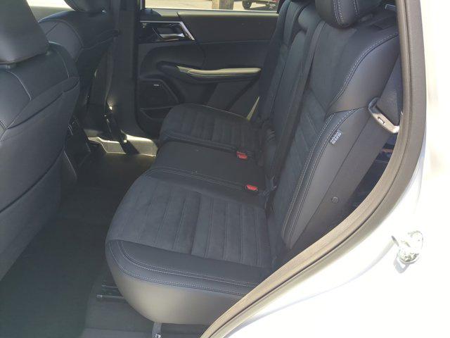 2026 Mitsubishi Outlander LE 1.5T 2WD