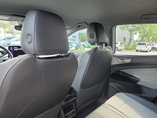 2023 Volkswagen ID.4 Standard