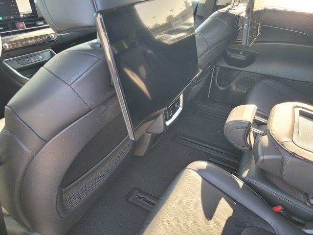 2025 Kia Carnival MPV SX