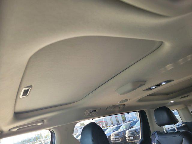 2025 Kia Carnival MPV SX