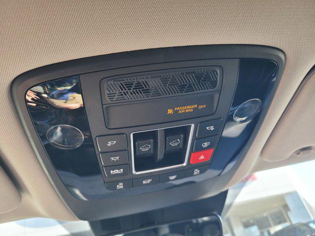 2025 Kia Carnival MPV SX