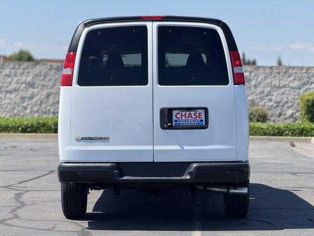 2026 Chevrolet Express Passenger 3500 Extended Wheelbase, LS, RWD