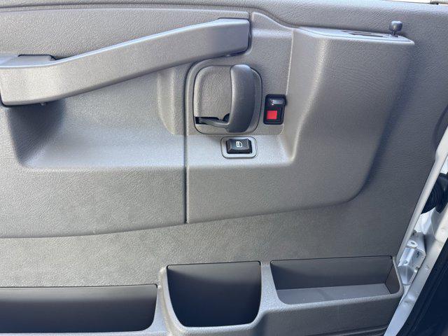 2026 Chevrolet Express Passenger 3500 Extended Wheelbase, LS, RWD