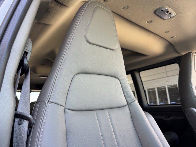 2026 Chevrolet Express Passenger 3500 Extended Wheelbase, LS, RWD