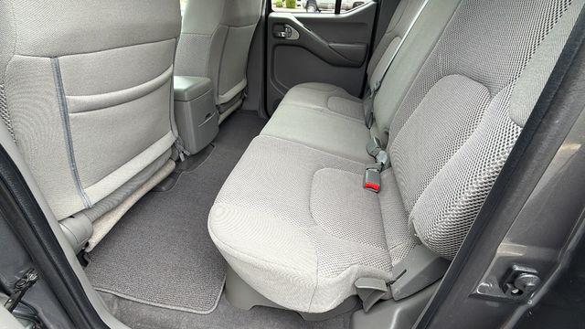 2021 Nissan Frontier Crew Cab SV 4x4