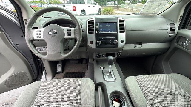 2021 Nissan Frontier Crew Cab SV 4x4