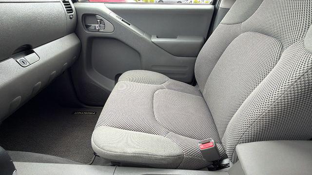2021 Nissan Frontier Crew Cab SV 4x4