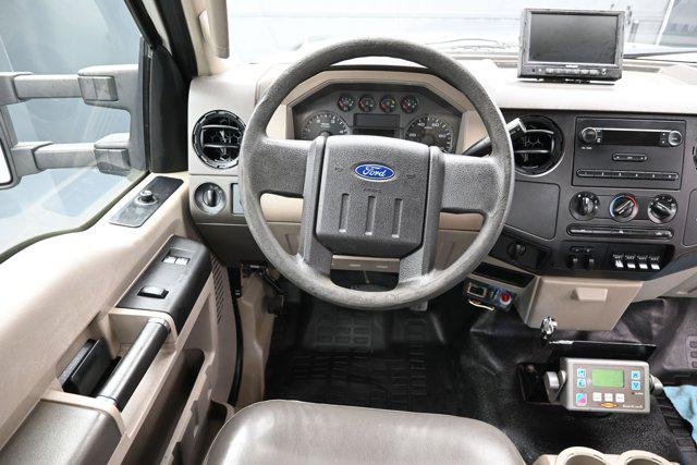 2009 Ford F-550 XL