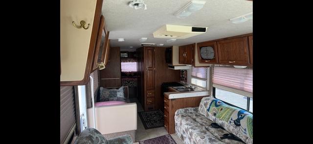 2003 Ford F-550 Unknown