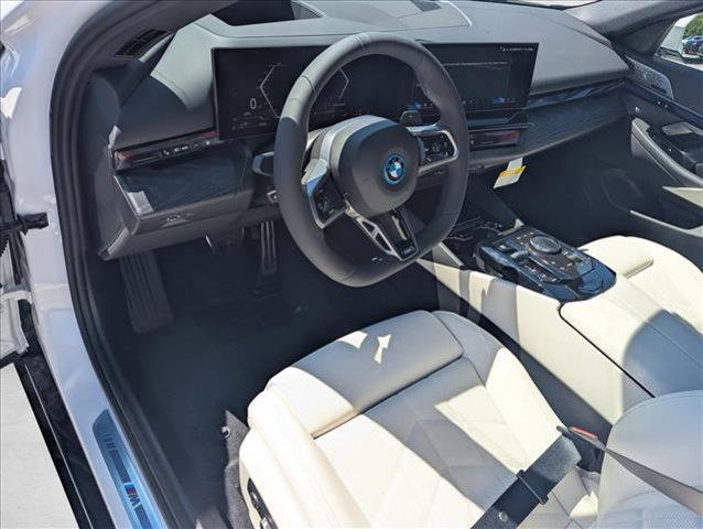 2027 BMW 5 Series 550e xDrive