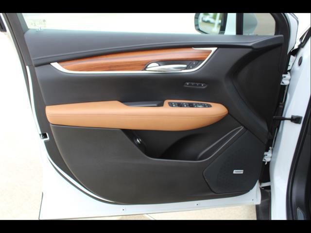 2021 Cadillac XT5 FWD Premium Luxury