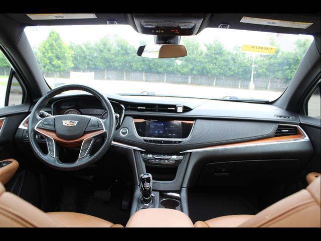 2021 Cadillac XT5 FWD Premium Luxury