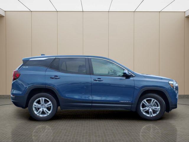 2024 GMC Terrain AWD SLE