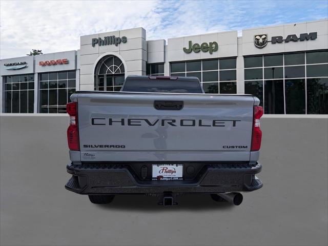 2024 Chevrolet Silverado 2500HD 4WD Crew Cab Standard Bed Custom