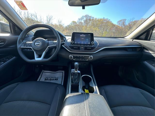 2024 Nissan Altima SV FWD