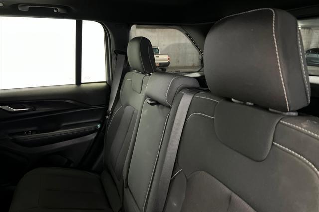2025 Jeep Grand Cherokee Laredo X 4x4