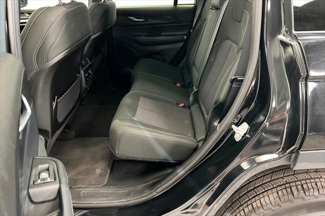 2025 Jeep Grand Cherokee Laredo X 4x4