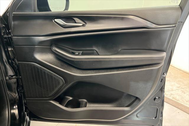 2025 Jeep Grand Cherokee Laredo X 4x4