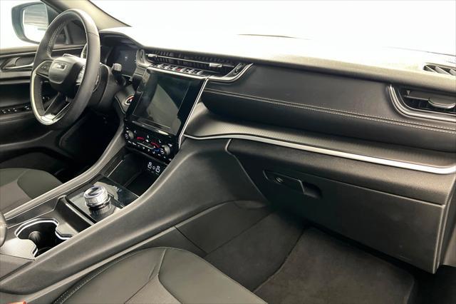 2025 Jeep Grand Cherokee Laredo X 4x4
