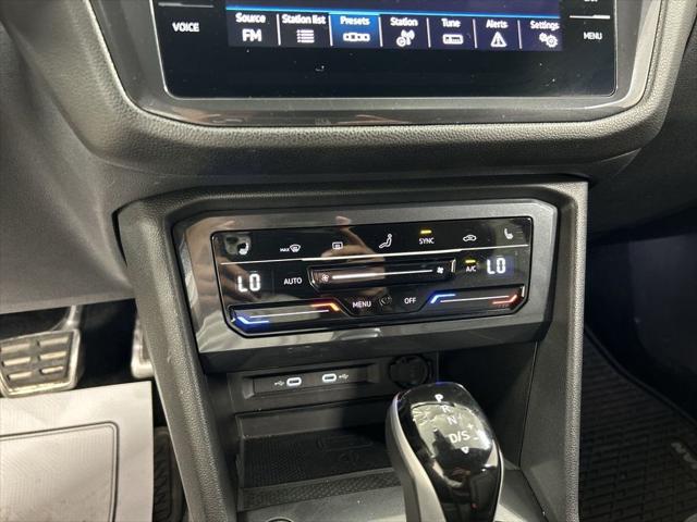 2024 Volkswagen Tiguan 2.0T SE R-Line Black