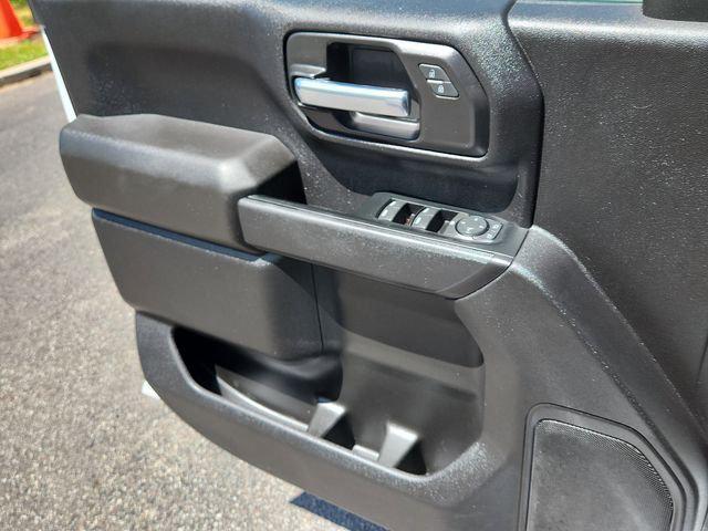 2023 GMC Sierra 2500HD 4WD Crew Cab Standard Bed Pro