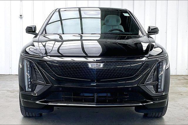 2024 Cadillac iQ Sport w/1SK