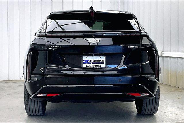2024 Cadillac iQ Sport w/1SK