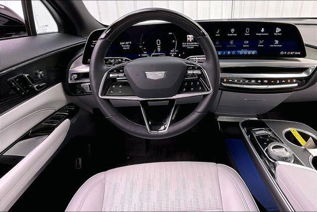 2024 Cadillac iQ Sport w/1SK