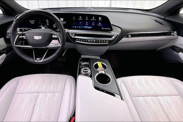 2024 Cadillac iQ Sport w/1SK