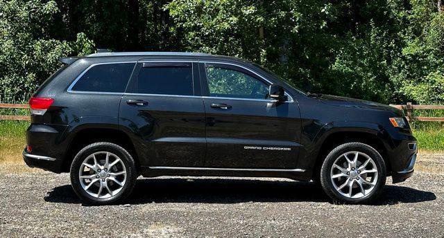 2016 Jeep Grand Cherokee Summit
