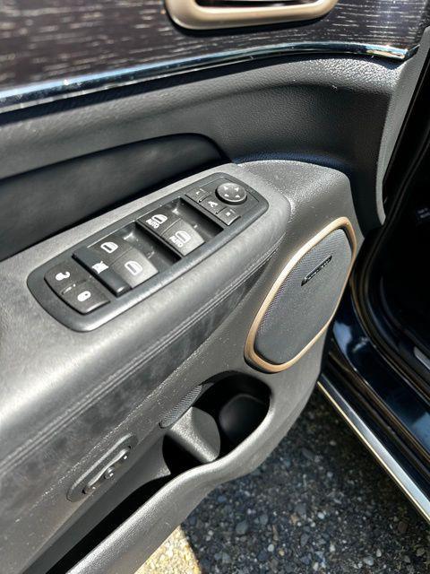 2016 Jeep Grand Cherokee Summit