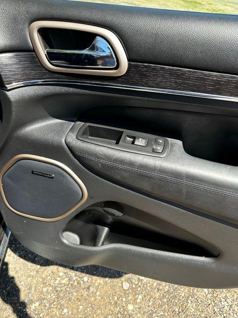 2016 Jeep Grand Cherokee Summit