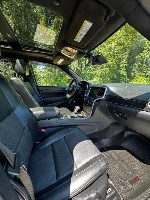 2016 Jeep Grand Cherokee Summit