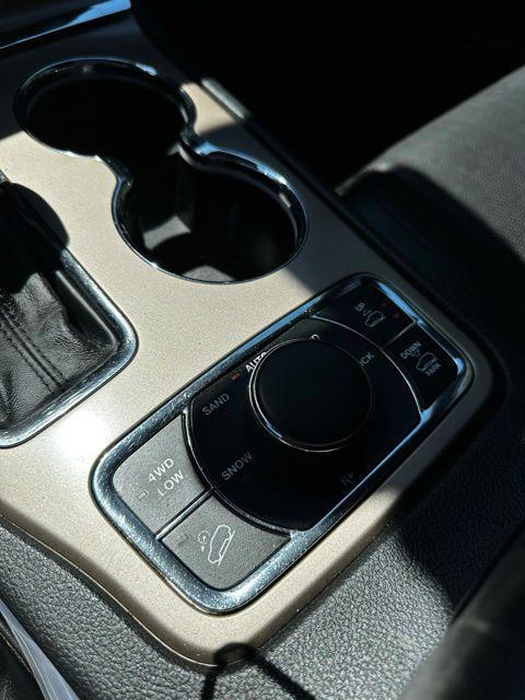 2016 Jeep Grand Cherokee Summit