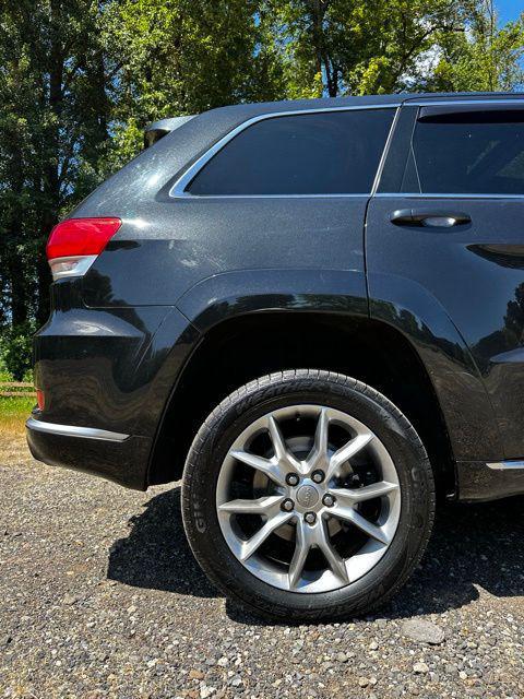 2016 Jeep Grand Cherokee Summit
