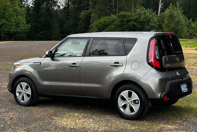 2016 Kia Soul Base