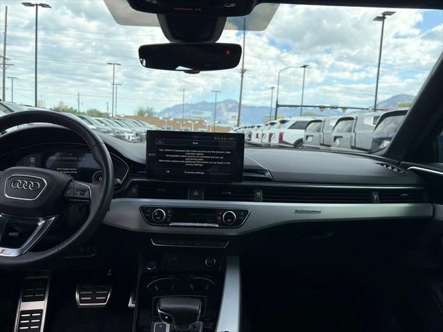 2023 Audi A4 Premium Plus 45 TFSI S line quattro S tronic