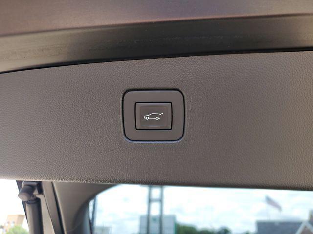 2024 Buick NV Sport Touring FWD
