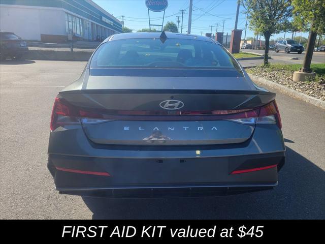 2026 Hyundai Elantra SEL Sport