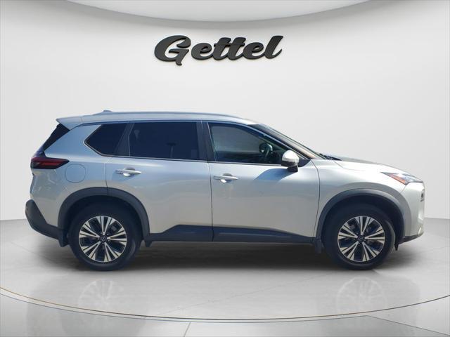 2022 Nissan Rogue SV FWD