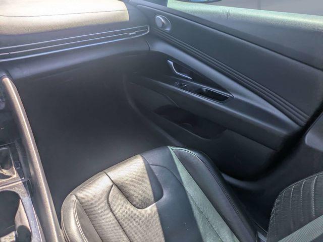 2022 Hyundai Elantra Hybrid Limited