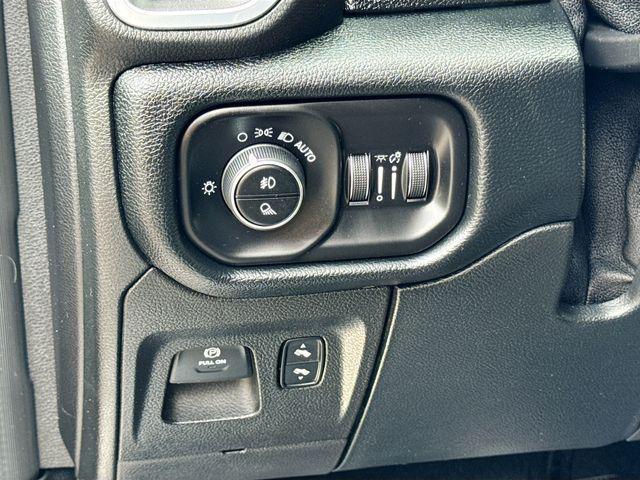 2020 Ram 1500 Laramie Crew Cab 4x4 5'7" Box