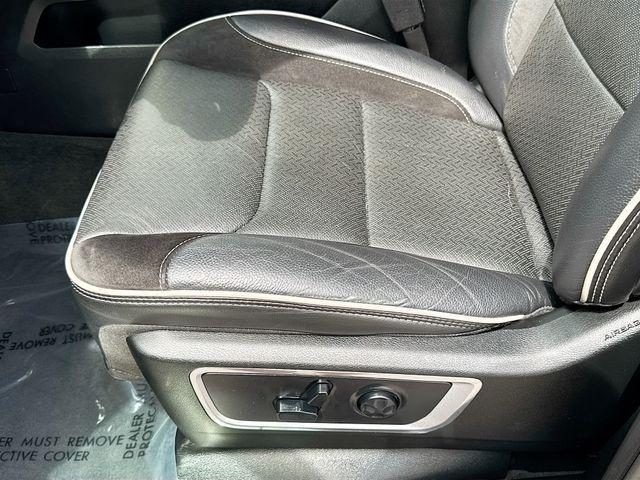 2020 Ram 1500 Laramie Crew Cab 4x4 5'7" Box