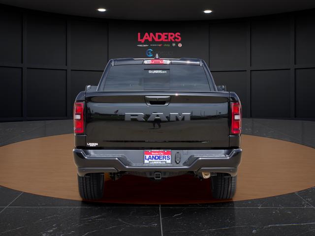 2026 RAM 1500 RAM 1500 EXPRESS QUAD CAB 4X2 64 BOX