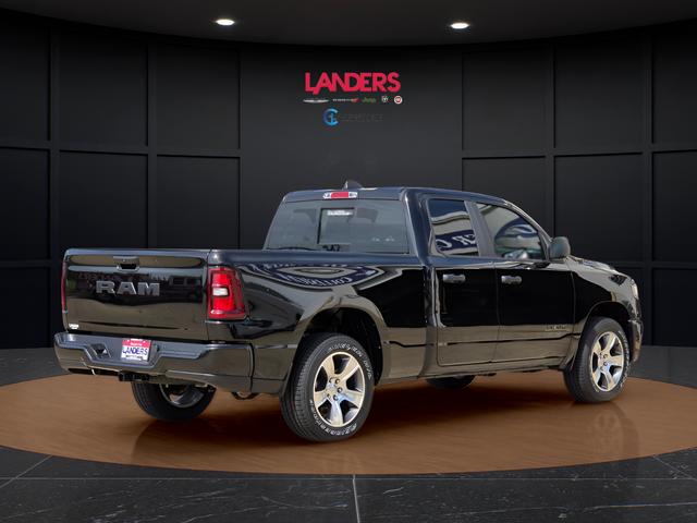 2026 RAM 1500 RAM 1500 EXPRESS QUAD CAB 4X2 64 BOX