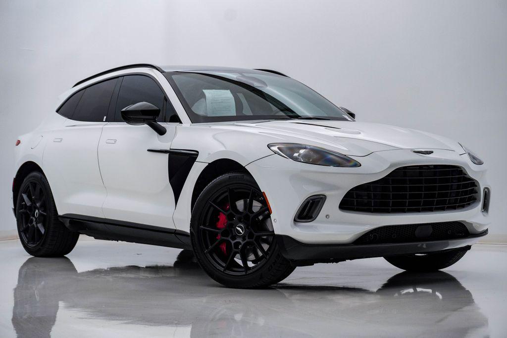 2021 Aston Martin DBX 4.0 V8 AWD's photo