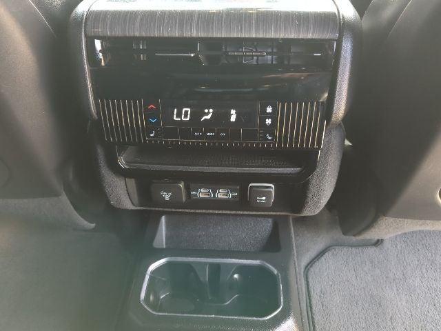 2023 Jeep Wagoneer Series III 4x4